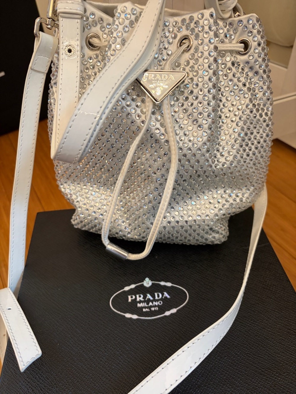 Beautiful rhinestones white bag